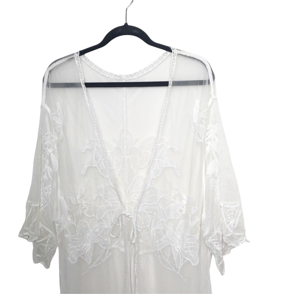 Cupshe White Lace Beach Cover Up - Picture 7 of 11